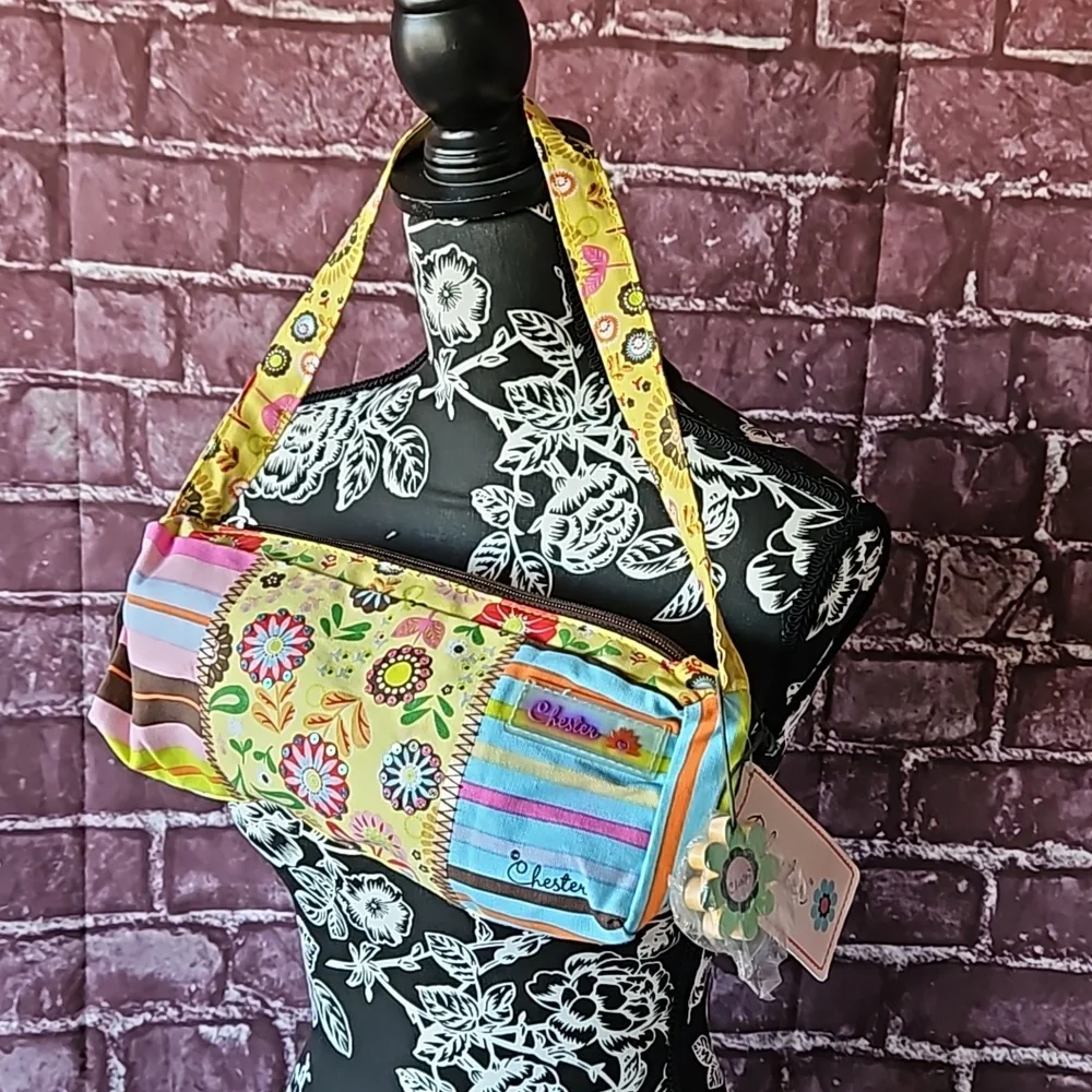 Sun & Sand Chester Hand Bag with Wooden Flower Hang Tag NWT - Picture 7 of 10